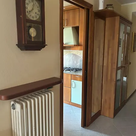Casa Angela Διαμέρισμα Dongo